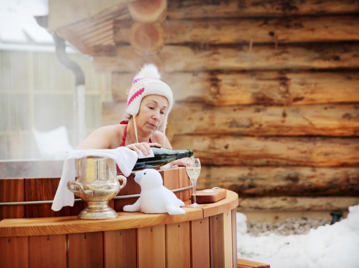 Logis Hotel Restaurant De La Poste Et Spa De Montagne Le Bonhomme Exteriör bild